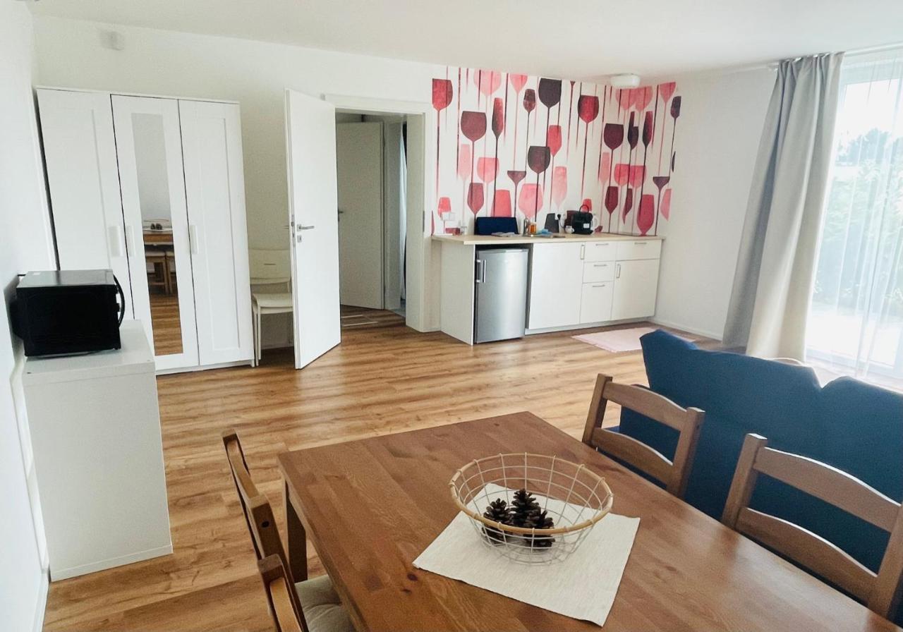 Palavske Domky Apartment Pasohlávky Екстериор снимка